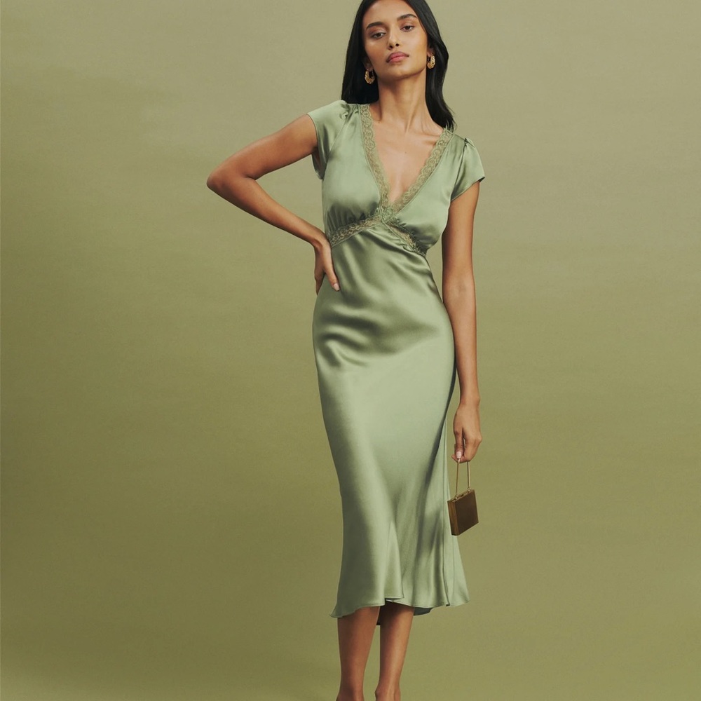 READ DESCRIPTION Reformation Silk Coven Midi Dress in Avocado